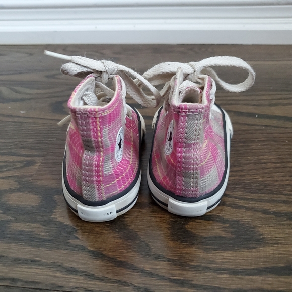 Converse Pink Plaid Hightop Sneakers Size Infant 3 - Picture 4 of 6